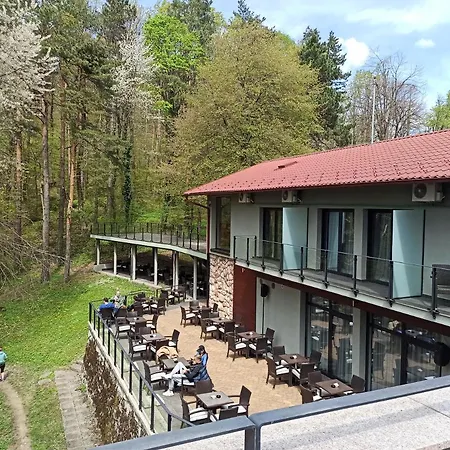 Szálloda Vila Forest